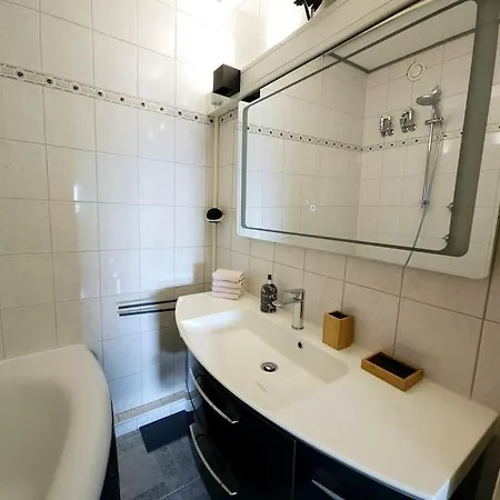 Luxus Im Himmel. 3zimmer, Parkplatz, 22 Stock アパート