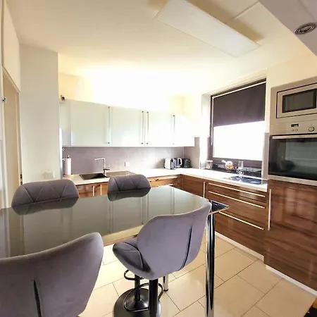 Luxus Im Himmel. 3zimmer, Parkplatz, 22 Stock アパート ミュルハイム・アン・デア・ルール