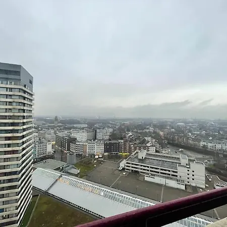 Luxus Im Himmel. 3zimmer, Parkplatz, 22 Stock * ミュルハイム・アン・デア・ルール