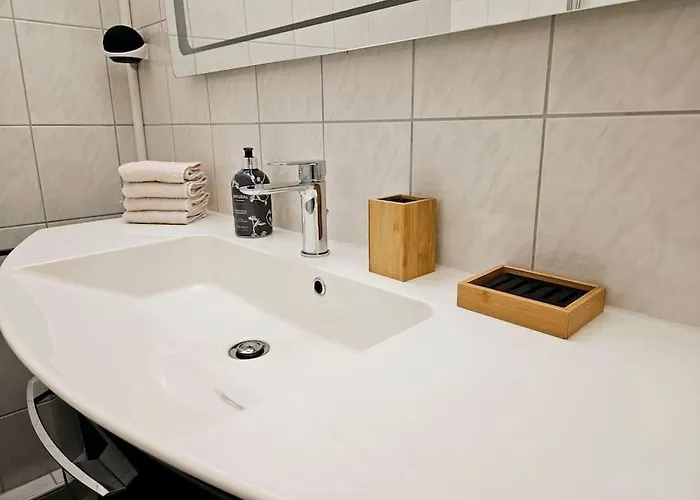 Luxus Im Himmel. 3zimmer, Parkplatz, 22 Stock