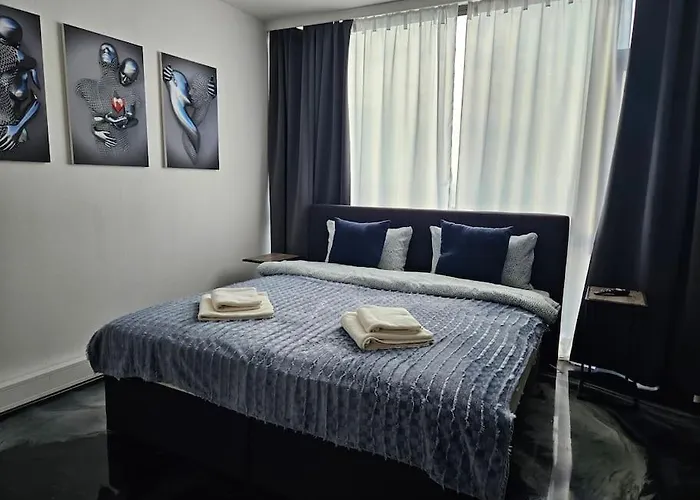 Luxus Im Himmel. 3zimmer, Parkplatz, 22 Stock *