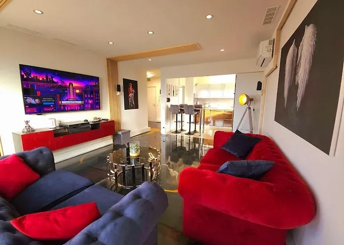 Lejlighed Luxus Im Himmel. 3zimmer, Parkplatz, 22 Stock